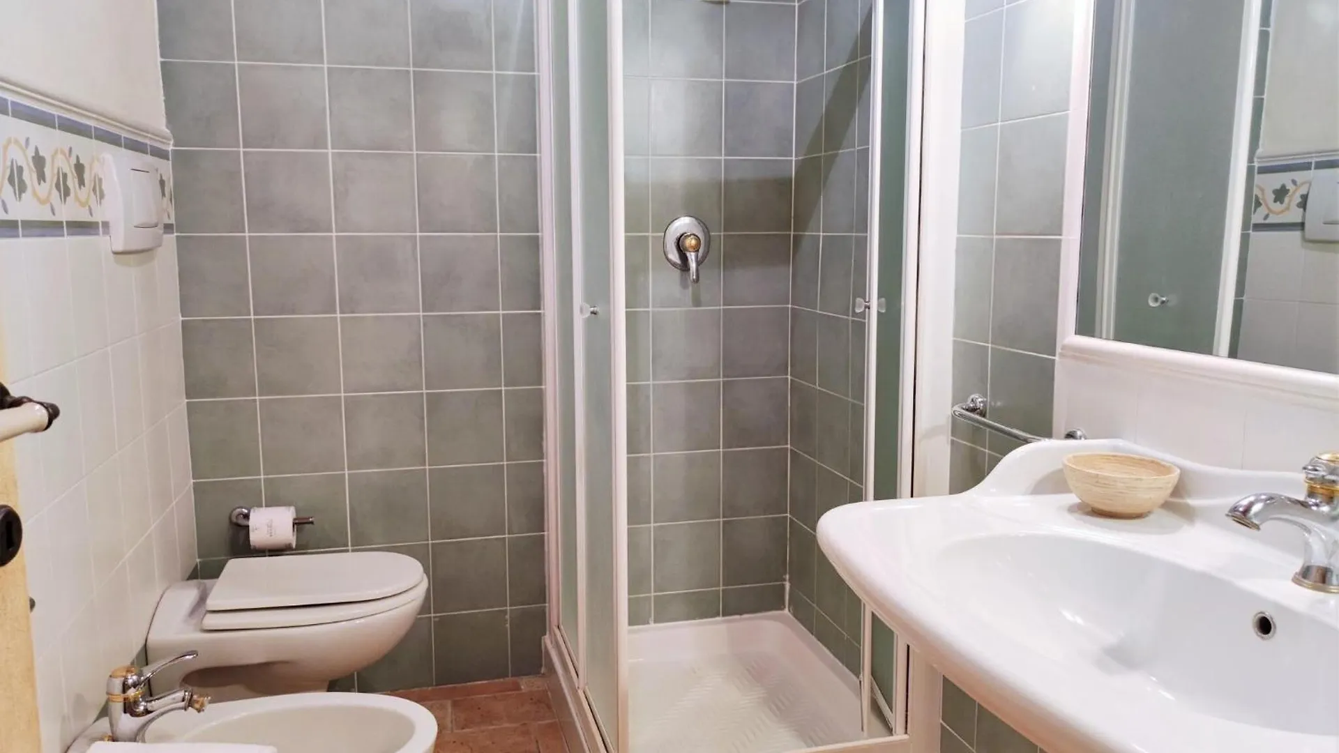 Appealing Holiday Home In Gambassi Terme With Garden