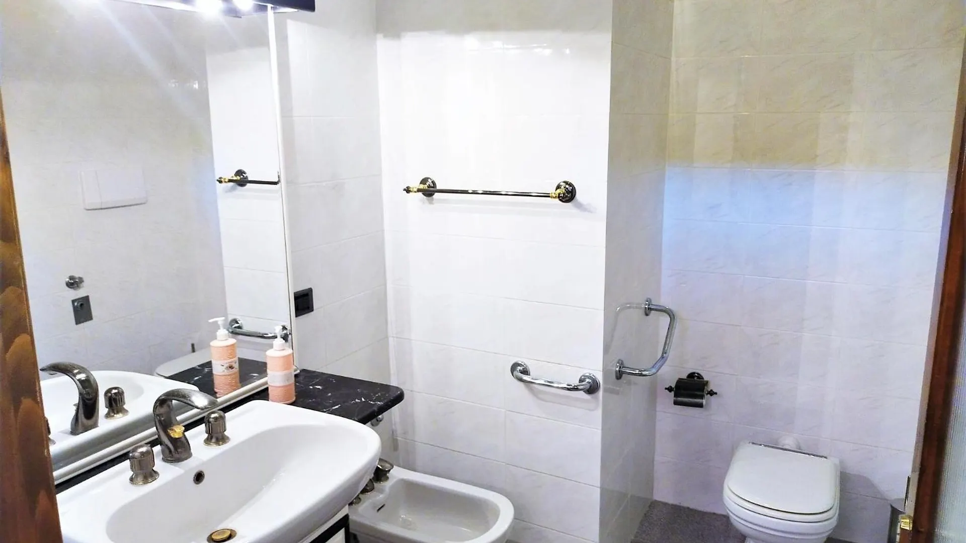 Appealing Holiday Home In Gambassi Terme With Garden
