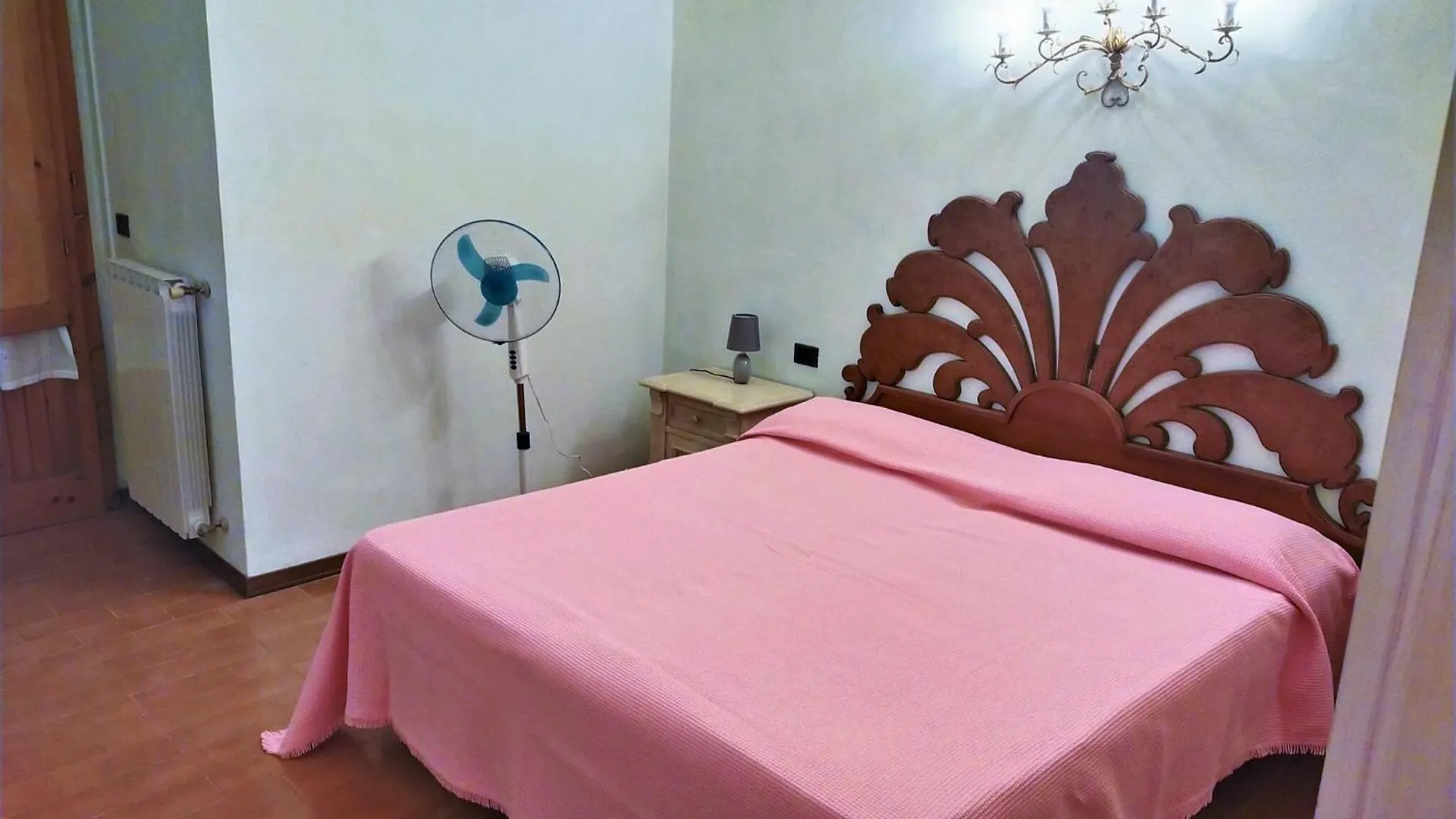 Appealing Holiday Home In Gambassi Terme With Garden