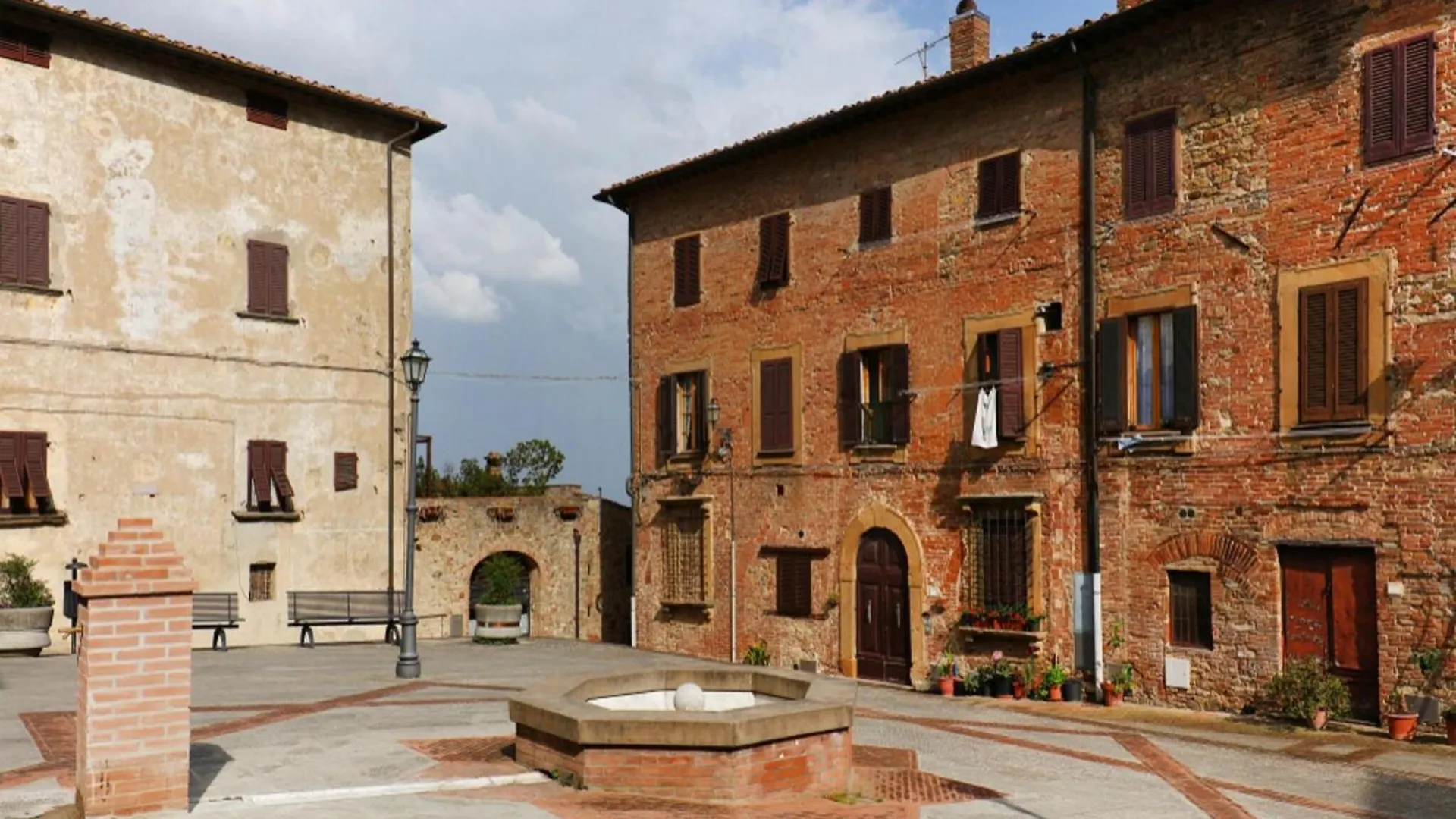 Appealing Holiday Home In Gambassi Terme With Garden