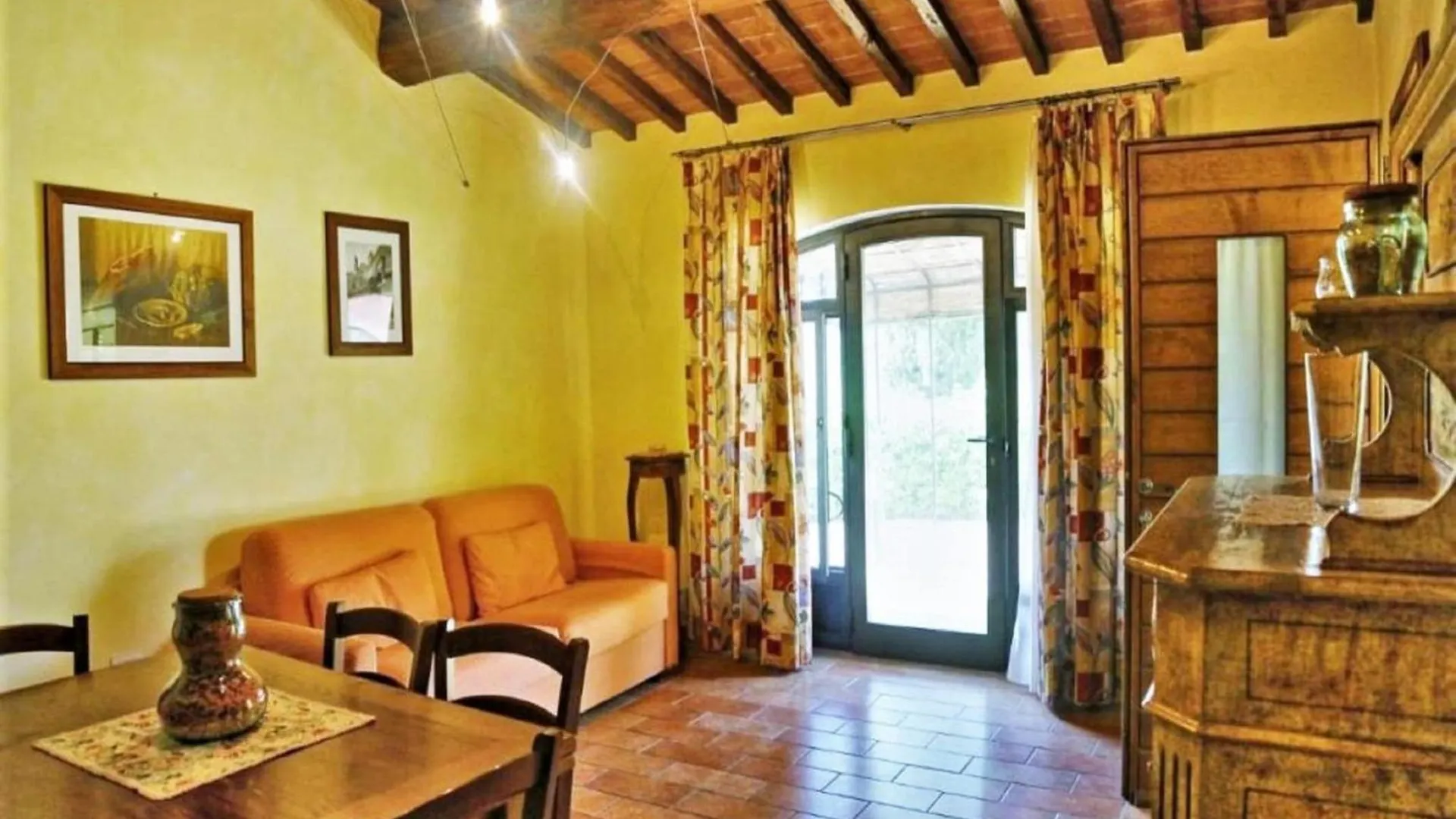 Appealing Holiday Home In Gambassi Terme With Garden