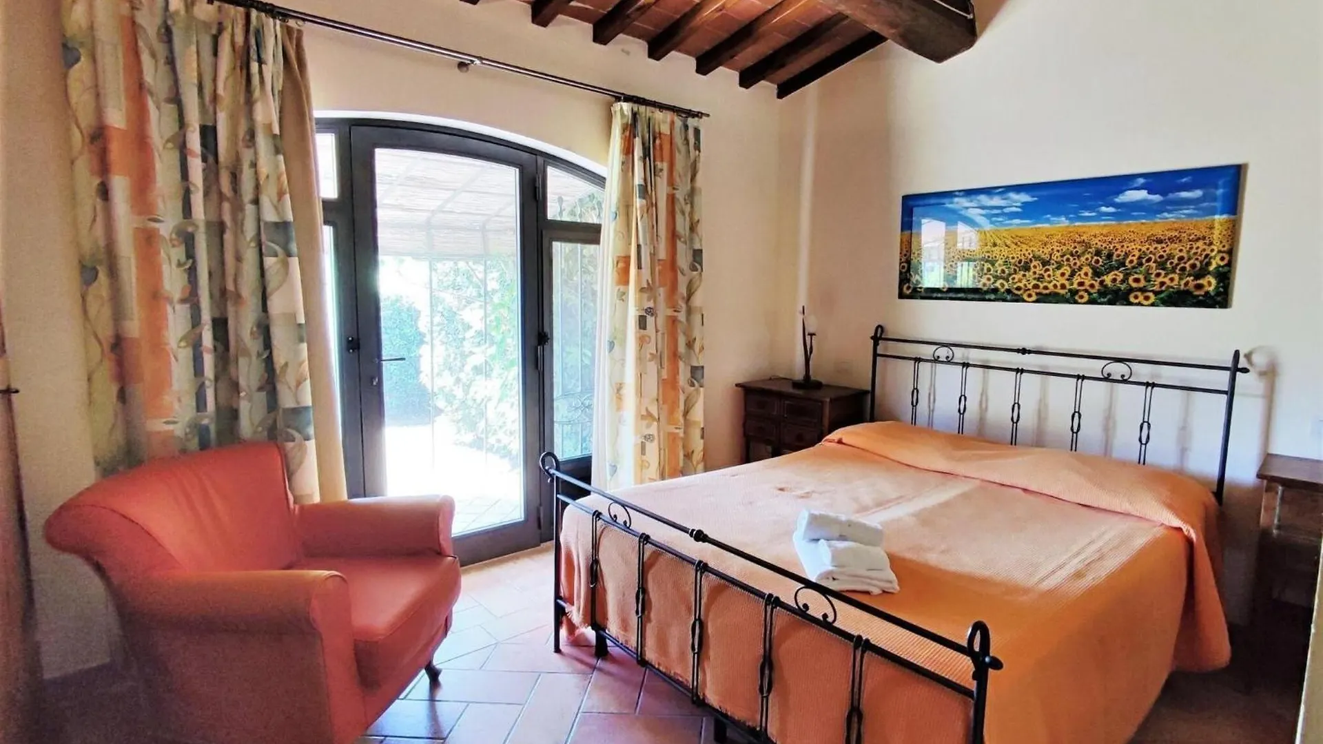 Appealing Holiday Home In Gambassi Terme With Garden