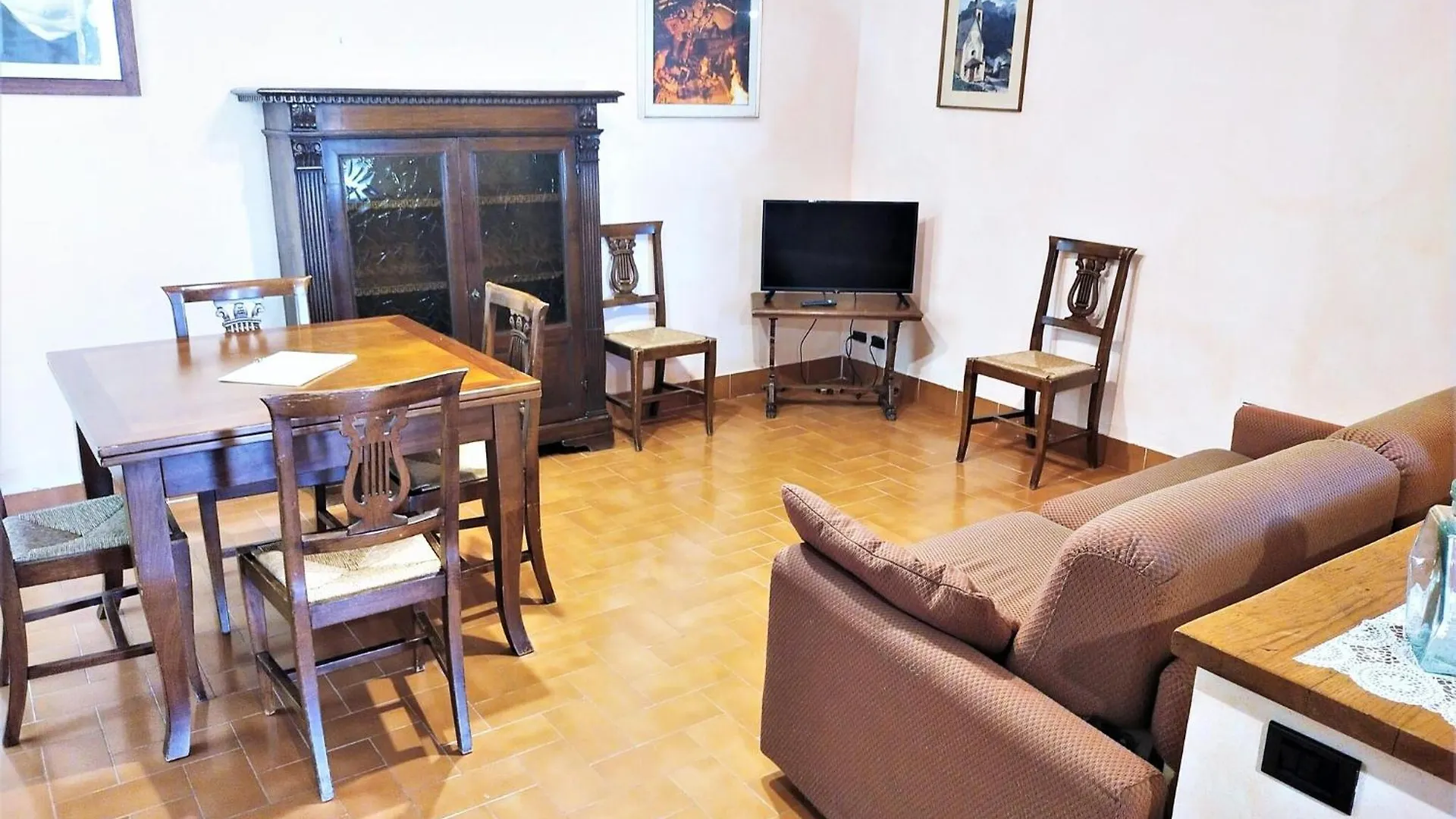 Appealing Holiday Home In Gambassi Terme With Garden Italy