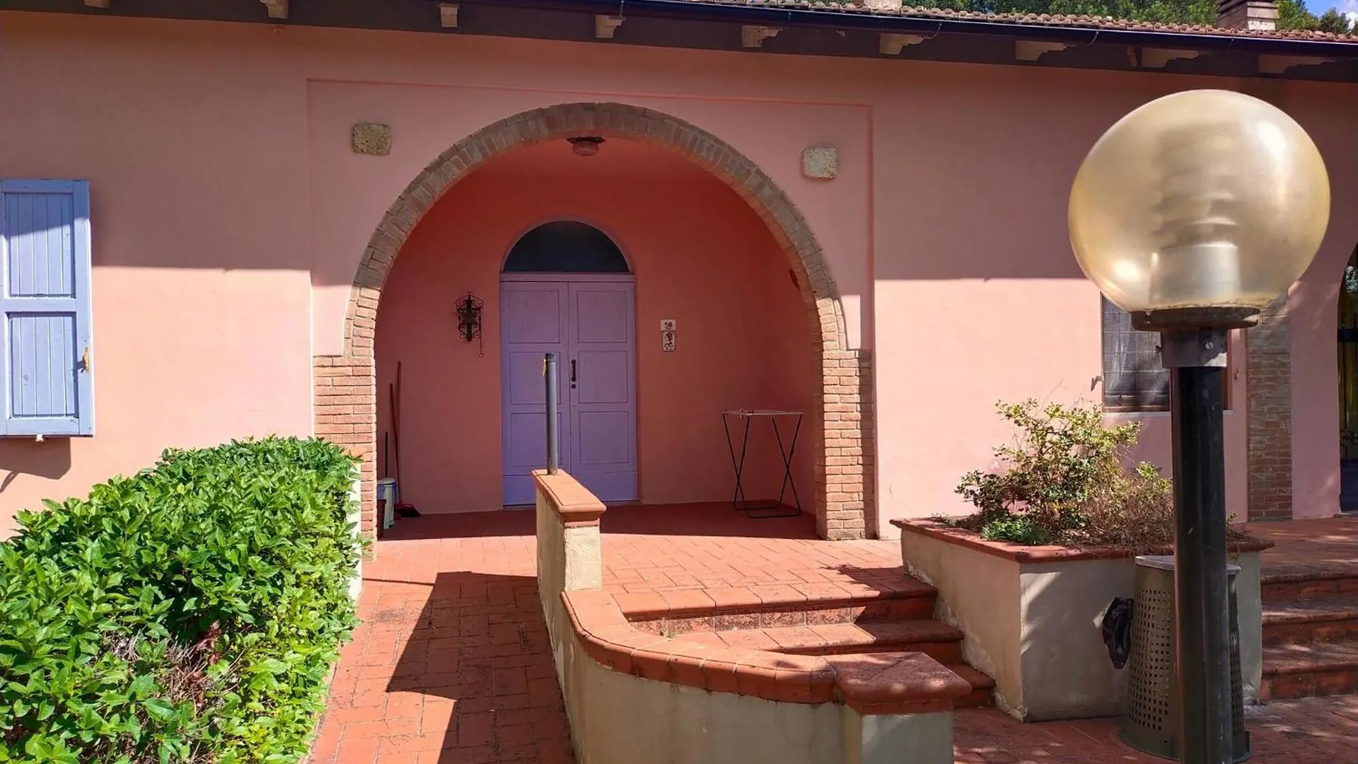 Appealing Holiday Home In Gambassi Terme With Garden
