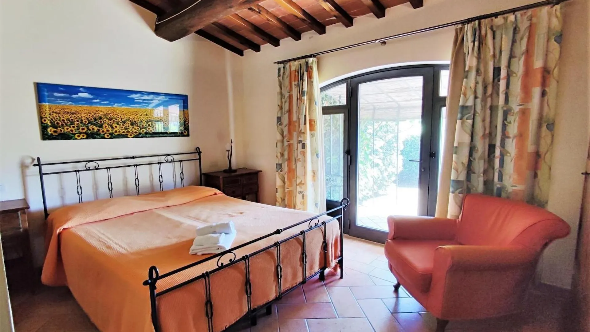 Appealing Holiday Home In Gambassi Terme With Garden
