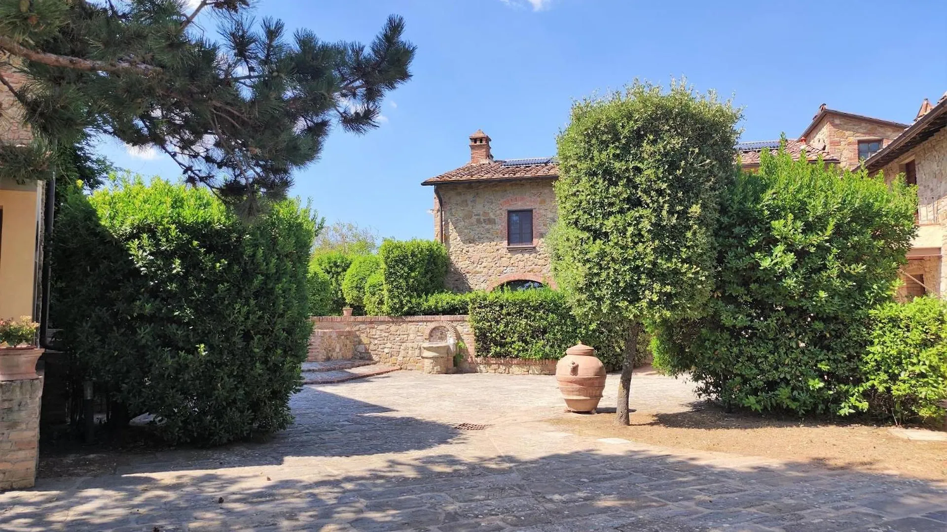 Appealing Holiday Home In Gambassi Terme With Garden
