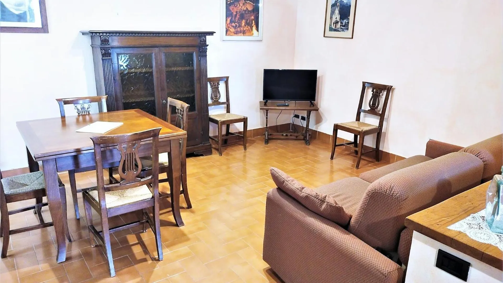 Appealing Holiday Home In Gambassi Terme With Garden