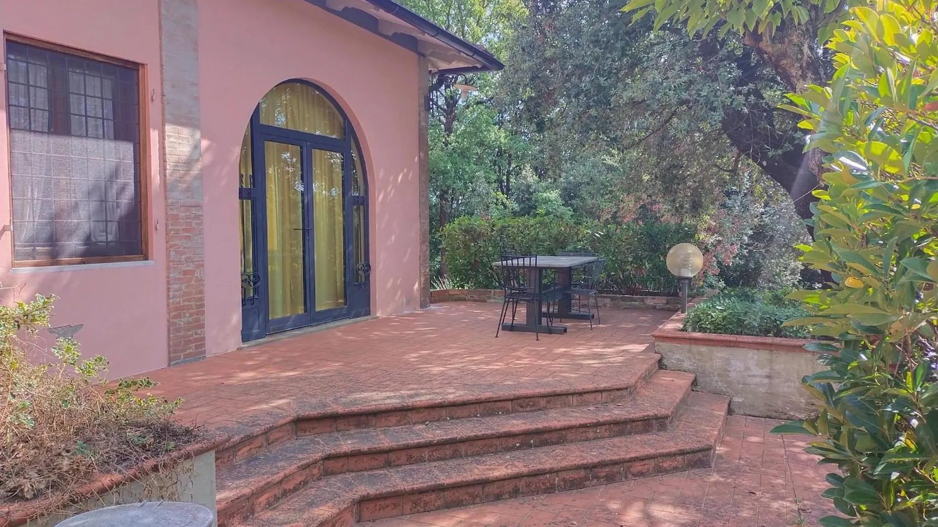 Appealing Holiday Home In Gambassi Terme With Garden