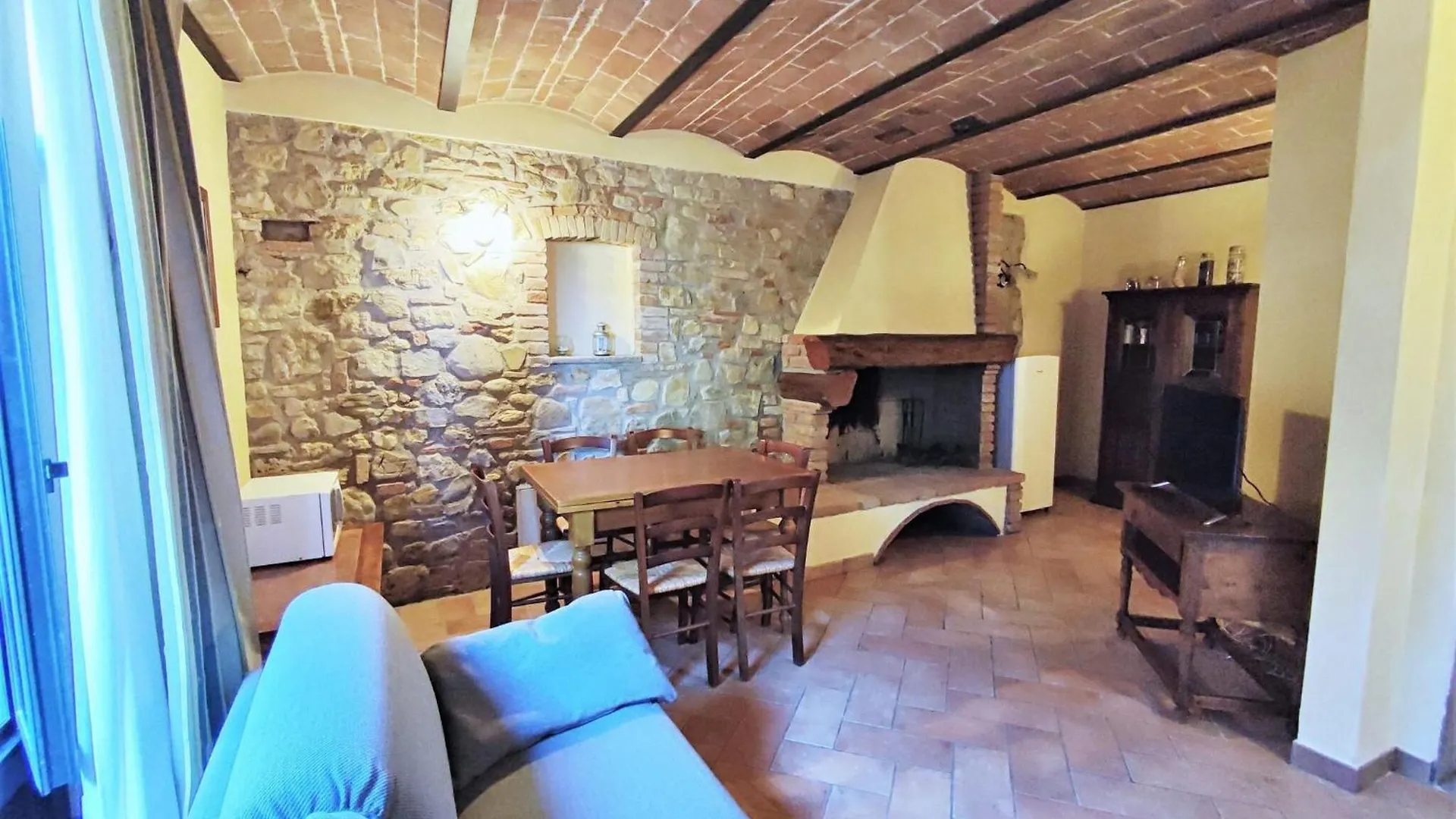 Appealing Holiday Home In Gambassi Terme With Garden